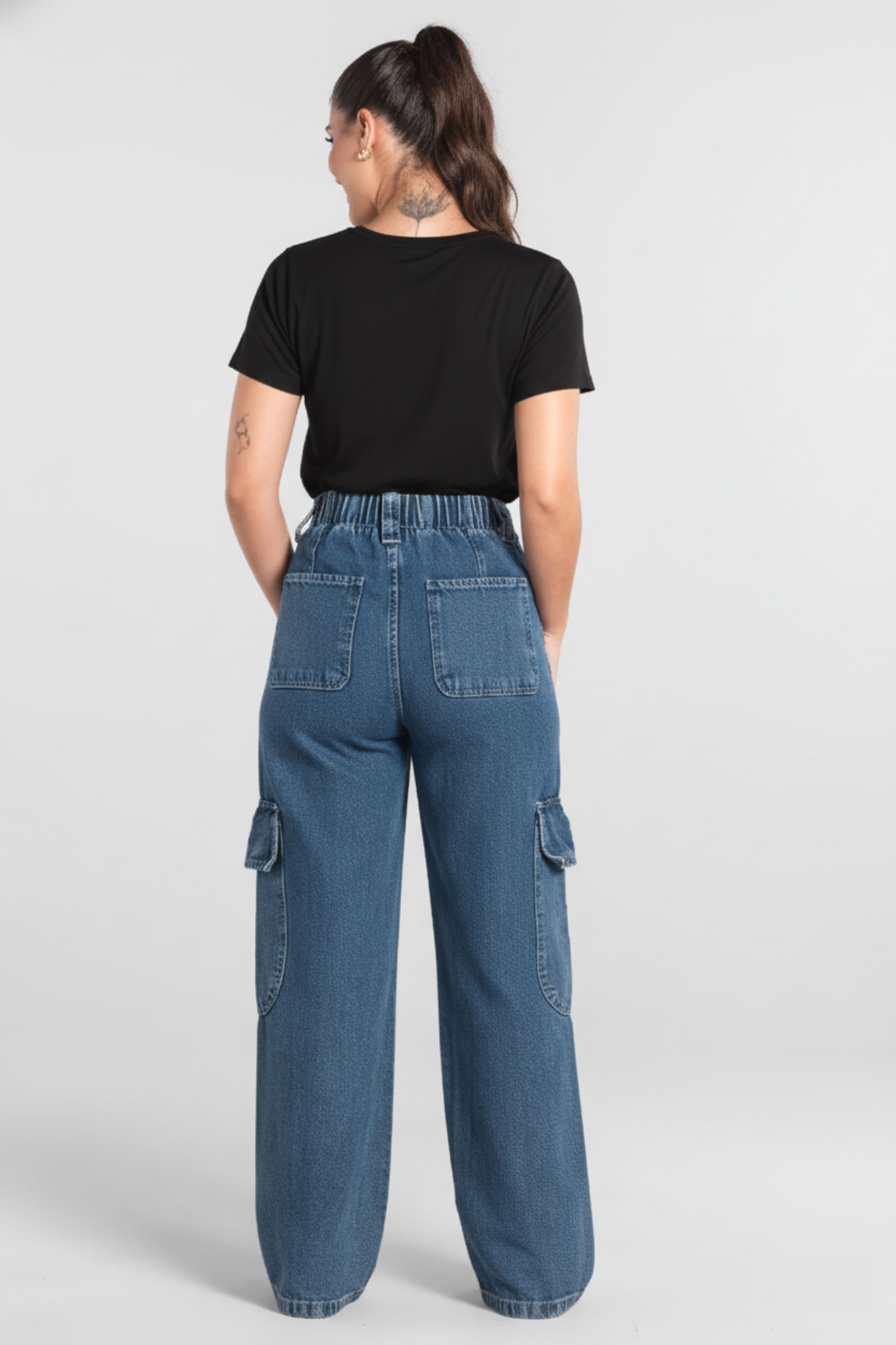 Blusa Feminina Adulto em Algodão Manga Curta (Preto) Just Basic - Imagem 5